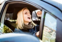 EE.UU. ¿Por que los que nunca completaron una formación formal de conducción se ven involucrados en mas accidentes?