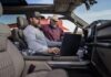 ¿Cuáles son los 5 autos del 2026 con mejor conectividad para trabajar desde la cabina?