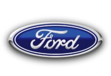 EE.UU. Ford pone en acción un programa para trabajadores, clientes y comunidades en todo el país